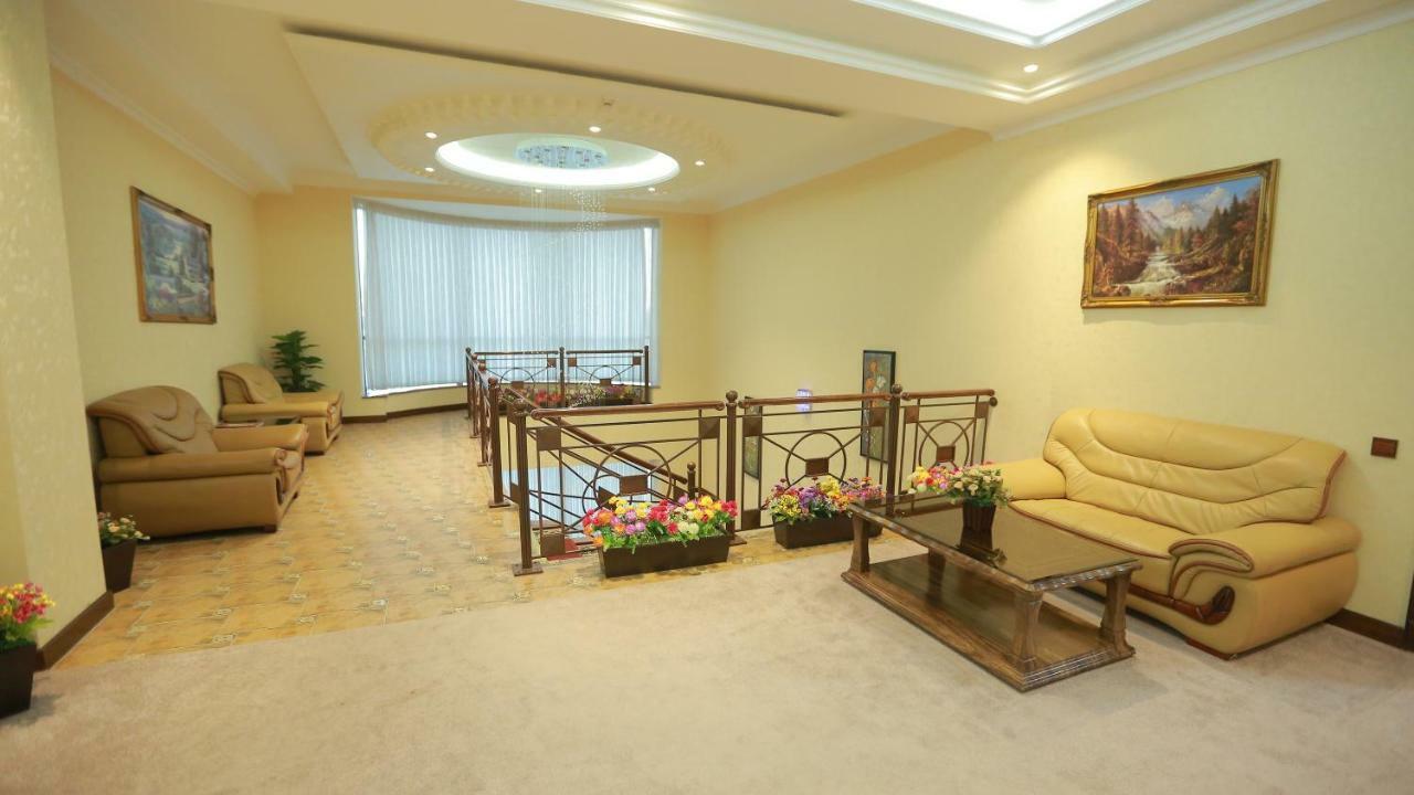 Hayot Hotel Taschkent Exterior foto